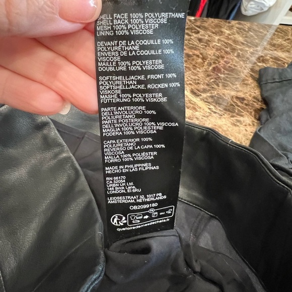 NWT By Anthropologie Faux-Leather Structured Mini Skirt- Black- Size Small - Picture 9 of 10